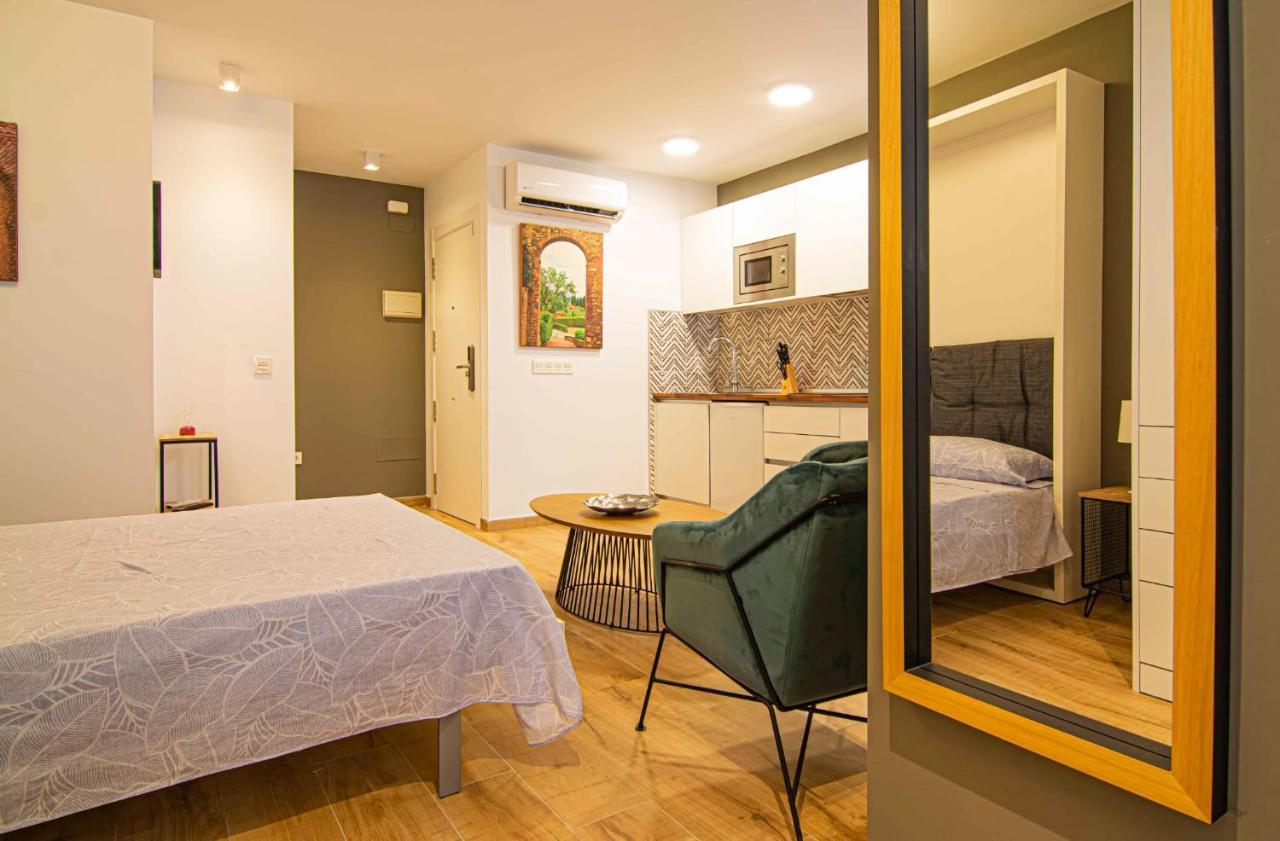 Apartamentos Leonor 말라가 외부 사진